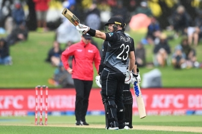 Phillips' ton helps New Zealand thrash West Indies in 2nd T20I | Phillips' ton helps New Zealand thrash West Indies in 2nd T20I