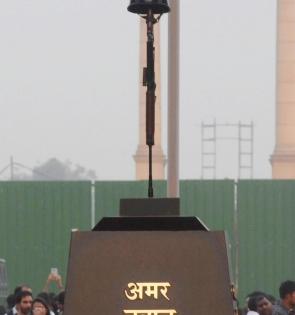 'Extinguishing the eternal flame at Amar Jawan is nothing short of a crime' | 'Extinguishing the eternal flame at Amar Jawan is nothing short of a crime'