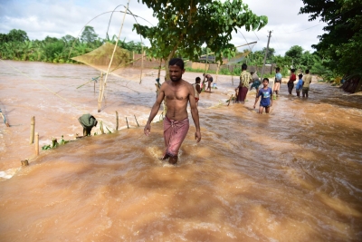 PM speaks to Assam CM over flood situation, assures all help | PM speaks to Assam CM over flood situation, assures all help