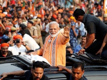 PM Modi to hold tiffin meeting with BJP workers in Varanasi | PM Modi to hold tiffin meeting with BJP workers in Varanasi