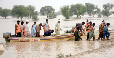 5 mn feared sick in Pak's flooded areas due to disease outbreak | 5 mn feared sick in Pak's flooded areas due to disease outbreak