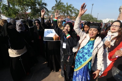 Six 'Shaheen Baghs' continue to protest in UP | Six 'Shaheen Baghs' continue to protest in UP