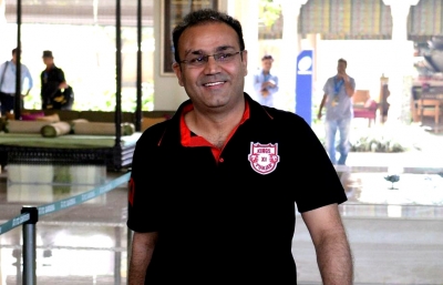 Sehwag expresses his love for dogs on social media | Sehwag expresses his love for dogs on social media