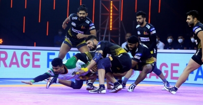 PKL 8: Patna Pirates defeat Telugu Titans 31-30 | PKL 8: Patna Pirates defeat Telugu Titans 31-30