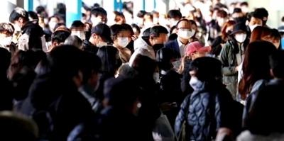 S.Korea to end mask mandate for public transportation next week | S.Korea to end mask mandate for public transportation next week