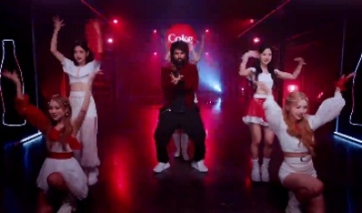 Allu Arjun goes global: After NYC parade, seen with K-Pop band Tri.be on TVC | Allu Arjun goes global: After NYC parade, seen with K-Pop band Tri.be on TVC