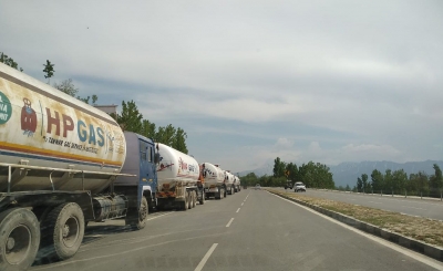 Jammu-Srinagar National Highway closed for traffic | Jammu-Srinagar National Highway closed for traffic