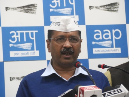 Kejriwal announces one-day holiday for all schools in Delhi  | Kejriwal announces one-day holiday for all schools in Delhi 