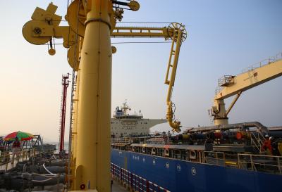 S. Korea secures 60 million barrels of alternative oil supplies for May | S. Korea secures 60 million barrels of alternative oil supplies for May S. Korea secures 60 million barrels of alternative oil supplies for May | S. Korea secures 60 million barrels of alternative oil supplies for May