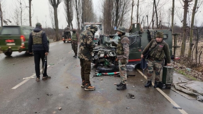 Four Army jawans injured in road accident in J&K's Baramulla | Four Army jawans injured in road accident in J&K's Baramulla
