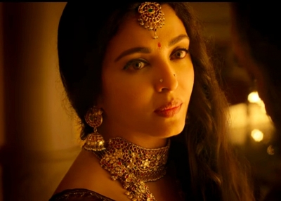 'Very, very precious': Ash recalls her 'Iruvar' debut at 'PS-1' trailer launch | 'Very, very precious': Ash recalls her 'Iruvar' debut at 'PS-1' trailer launch 'Very, very precious': Ash recalls her 'Iruvar' debut at 'PS-1' trailer launch | 'Very, very precious': Ash recalls her 'Iruvar' debut at 'PS-1' trailer launch