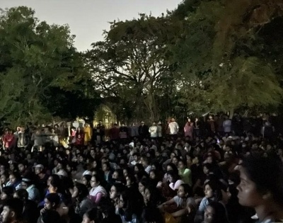 Rival groups screen BBC documentary, 'Kashmir Files' at Hyderabad University | Rival groups screen BBC documentary, 'Kashmir Files' at Hyderabad University