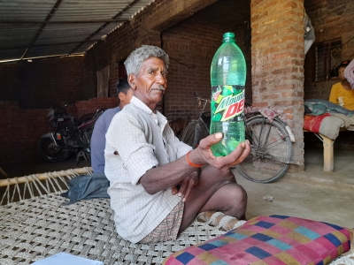 Misery in Uttar Pradesh's Unnao: Quenching thirst with contaminated water | Misery in Uttar Pradesh's Unnao: Quenching thirst with contaminated water