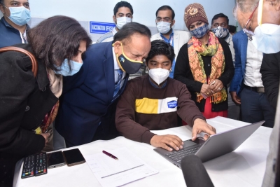 Vaccine: DCGI panel to meet Bharat Biotech officials shortly | Vaccine: DCGI panel to meet Bharat Biotech officials shortly Vaccine: DCGI panel to meet Bharat Biotech officials shortly | Vaccine: DCGI panel to meet Bharat Biotech officials shortly