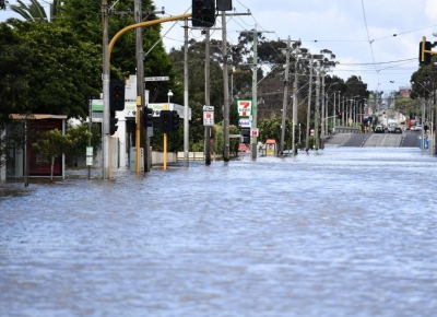 Flood water inundates Australian state with crocodiles lurking underneath | Flood water inundates Australian state with crocodiles lurking underneath