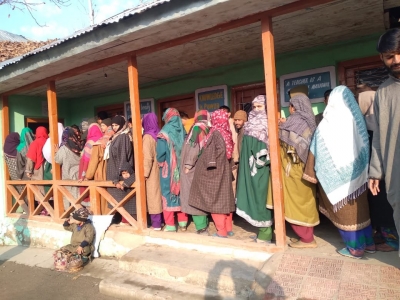 J&K DDC 5th phase polls: 26.54% polling in 4 hours | J&K DDC 5th phase polls: 26.54% polling in 4 hours