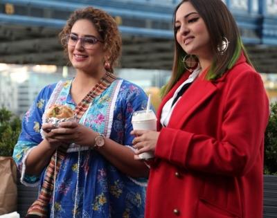 Huma, Sonakshi reveal backstory to comical 'Double XL' scene | Huma, Sonakshi reveal backstory to comical 'Double XL' scene