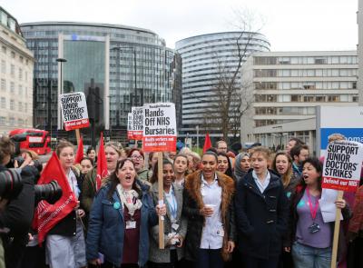 Junior doctors in Britain begin 3-day strike over pay | Junior doctors in Britain begin 3-day strike over pay Junior doctors in Britain begin 3-day strike over pay | Junior doctors in Britain begin 3-day strike over pay