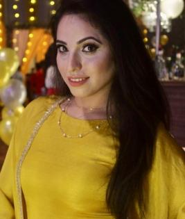Anupama Solanki all tied up with 'Chikoo Ki Mummy Durr Kei' tongue twister | Anupama Solanki all tied up with 'Chikoo Ki Mummy Durr Kei' tongue twister Anupama Solanki all tied up with 'Chikoo Ki Mummy Durr Kei' tongue twister | Anupama Solanki all tied up with 'Chikoo Ki Mummy Durr Kei' tongue twister