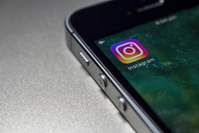 Facebook, Instagram ban ads selling face masks | Facebook, Instagram ban ads selling face masks Facebook, Instagram ban ads selling face masks | Facebook, Instagram ban ads selling face masks