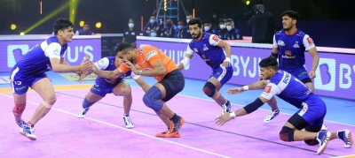 PKL 8: Vikash Kandola, Ashish shine; Steelers beat U Mumba | PKL 8: Vikash Kandola, Ashish shine; Steelers beat U Mumba