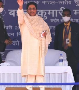 Mayawati dissolves party units, announces candidate for Azamgarh bypoll | Mayawati dissolves party units, announces candidate for Azamgarh bypoll