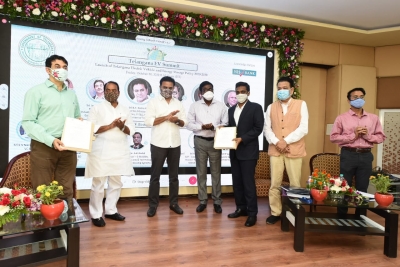 6 electric vehicle firms to invest over Rs 2,500cr in T'gana | 6 electric vehicle firms to invest over Rs 2,500cr in T'gana 6 electric vehicle firms to invest over Rs 2,500cr in T'gana | 6 electric vehicle firms to invest over Rs 2,500cr in T'gana