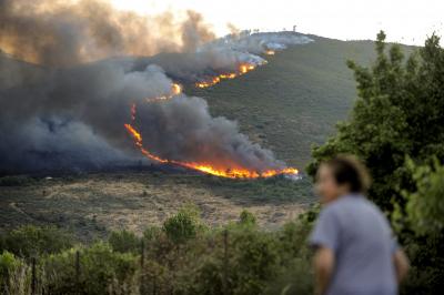 Largest wildfire of 2021 in Spain still active | Largest wildfire of 2021 in Spain still active