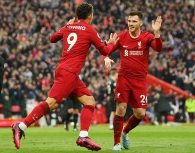 Liverpool fight back against Arsenal to keep Premier League title race alive | Liverpool fight back against Arsenal to keep Premier League title race alive