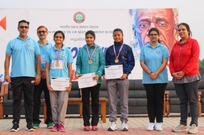 IIM Rohtak organises mini marathon in honour of Sardar Patel's birth anniversary | IIM Rohtak organises mini marathon in honour of Sardar Patel's birth anniversary