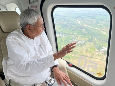 Nitish Kumar undertakes aerial survey of drought-hit districts as rain deficit stays | Nitish Kumar undertakes aerial survey of drought-hit districts as rain deficit stays