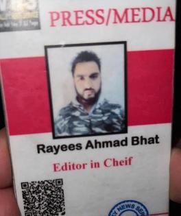 Ex-journalist among 2 terrorists killed in Srinagar encounter (3rd Lead) | Ex-journalist among 2 terrorists killed in Srinagar encounter (3rd Lead)