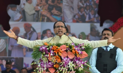 Chouhan to return as Madhya Pradesh CM | Chouhan to return as Madhya Pradesh CM