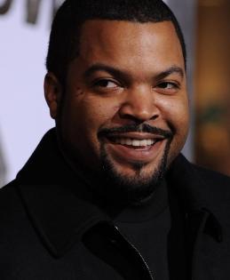 Ice Cube walks out of comedy film because of Covid-19 vax requirement | Ice Cube walks out of comedy film because of Covid-19 vax requirement