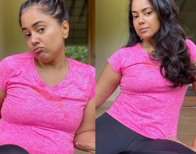 Sameera Reddy's weight loss tip: No emotional eating or snacking | Sameera Reddy's weight loss tip: No emotional eating or snacking
