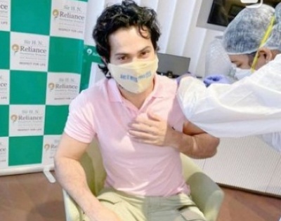 Varun Dhawan gets first jab of Covid vaccine | Varun Dhawan gets first jab of Covid vaccine