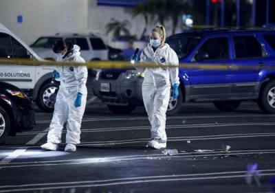 1 killed, 3 injured in Los Angeles shooting | 1 killed, 3 injured in Los Angeles shooting