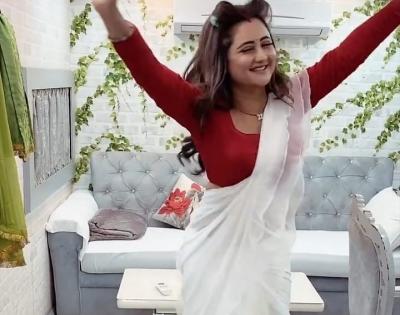 Rashami Desai's first look in 'Naagin 4' out | Rashami Desai's first look in 'Naagin 4' out Rashami Desai's first look in 'Naagin 4' out | Rashami Desai's first look in 'Naagin 4' out