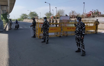 CRPF adopts poster making challenge for students in COVID-19 fight | CRPF adopts poster making challenge for students in COVID-19 fight CRPF adopts poster making challenge for students in COVID-19 fight | CRPF adopts poster making challenge for students in COVID-19 fight