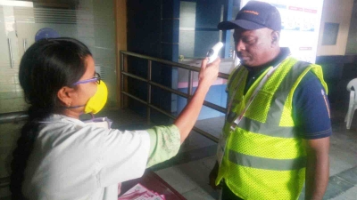 Covid-19 scare at Mumbai's Hinduja hospital | Covid-19 scare at Mumbai's Hinduja hospital Covid-19 scare at Mumbai's Hinduja hospital | Covid-19 scare at Mumbai's Hinduja hospital