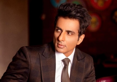 Actor Sonu Sood takes pledge to support blood cancer patients in India | Actor Sonu Sood takes pledge to support blood cancer patients in India