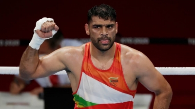 Olympics: Boxer Satish Kumar reaches quarterfinals in men's super heavyweight category | Olympics: Boxer Satish Kumar reaches quarterfinals in men's super heavyweight category