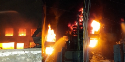 Fire guts tarpaulin manufacturing factory in Delhi's Narela, no injuries | Fire guts tarpaulin manufacturing factory in Delhi's Narela, no injuries