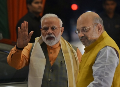 Shah meets Modi over Madhya Pradesh developments | Shah meets Modi over Madhya Pradesh developments Shah meets Modi over Madhya Pradesh developments | Shah meets Modi over Madhya Pradesh developments