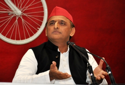 Akhilesh to compensate kin of those killed by stray cattle, cycle accidents | Akhilesh to compensate kin of those killed by stray cattle, cycle accidents