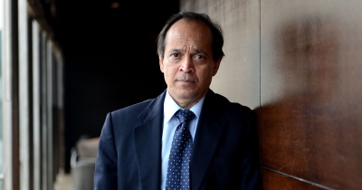 Vikram Seth and the curious case of missing racks | Vikram Seth and the curious case of missing racks