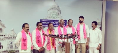All 6 TRS candidates elected unopposed to Telangana Legislative Council | All 6 TRS candidates elected unopposed to Telangana Legislative Council