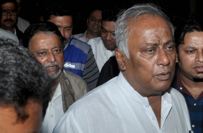 Sougata Roy calls Meenakshi Lekhi 'Devil's advocate' | Sougata Roy calls Meenakshi Lekhi 'Devil's advocate'