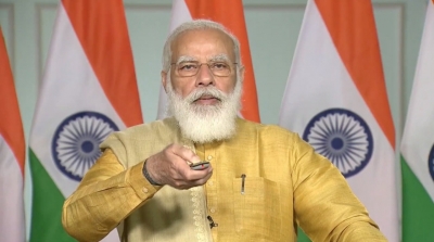 PM inaugurates slew of developmental projects in Varanasi | PM inaugurates slew of developmental projects in Varanasi