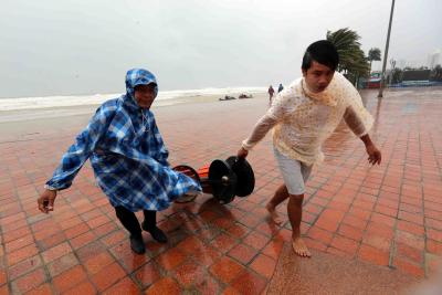 One confirmed dead, four injured due to Typhoon Wipha's effect in central Vietnam | One confirmed dead, four injured due to Typhoon Wipha's effect in central Vietnam